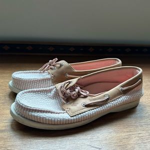 Sperry boat shoes